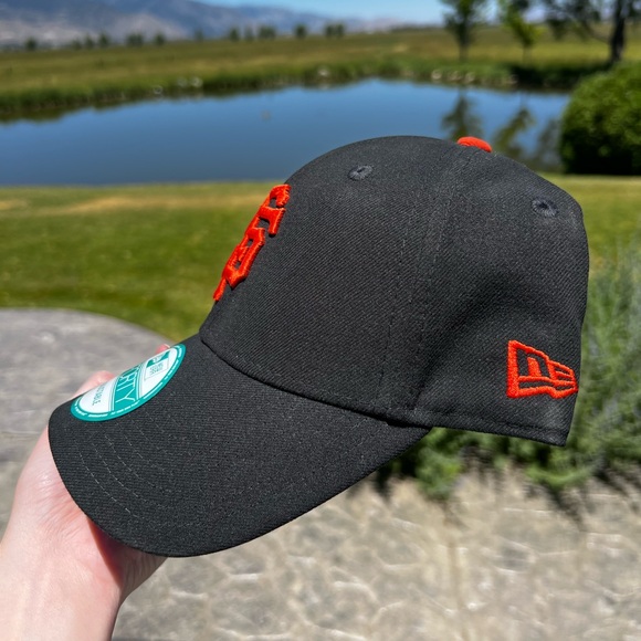 CLEARANCE NWT Adjustable San Francisco Giants Baseball Cap - Picture 3 of 9